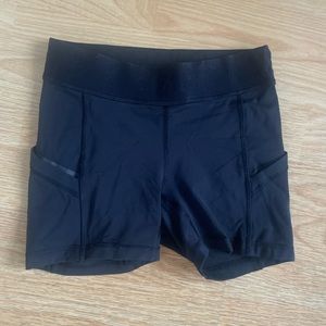 Lululemon what the sport short